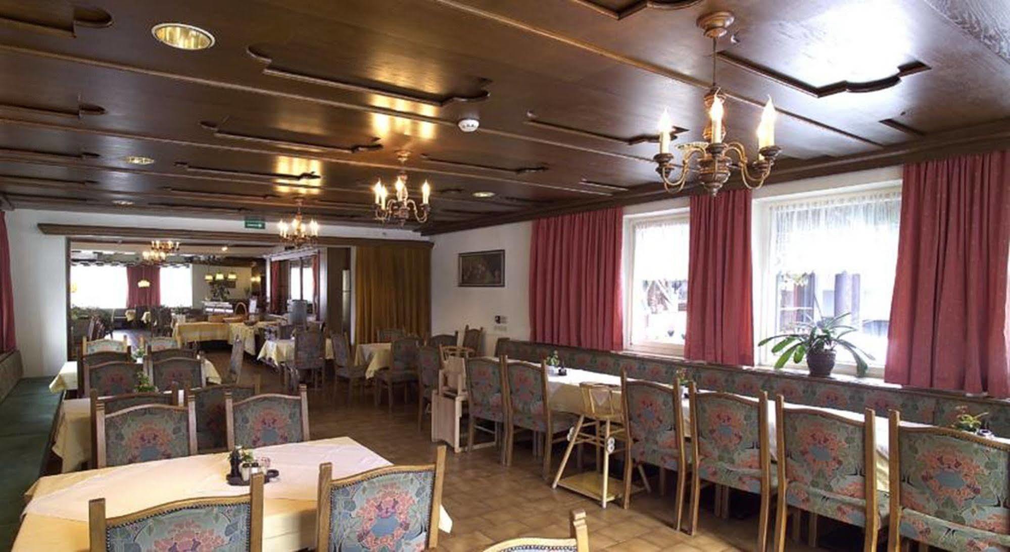 Hotel Linde Wörgl Exteriér fotografie