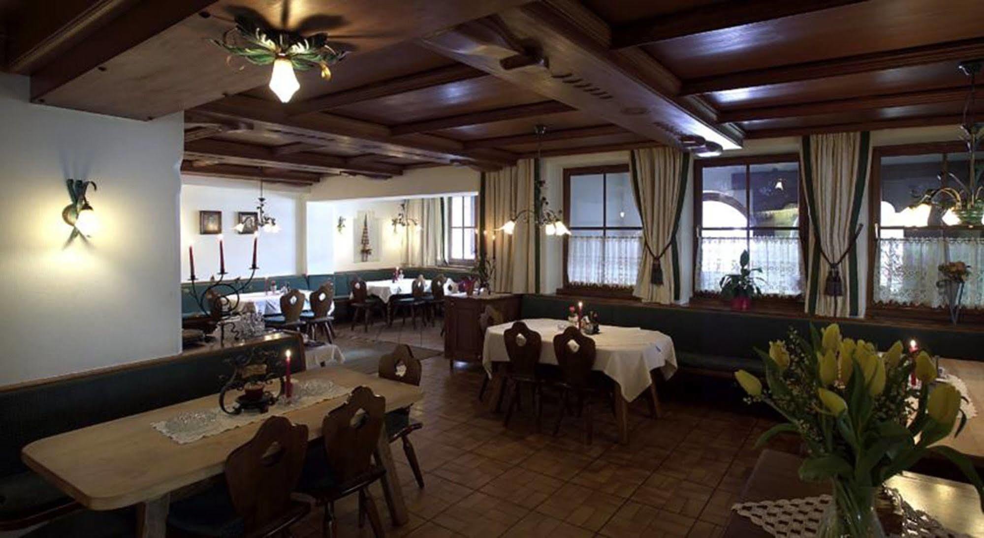 Hotel Linde Wörgl Exteriér fotografie